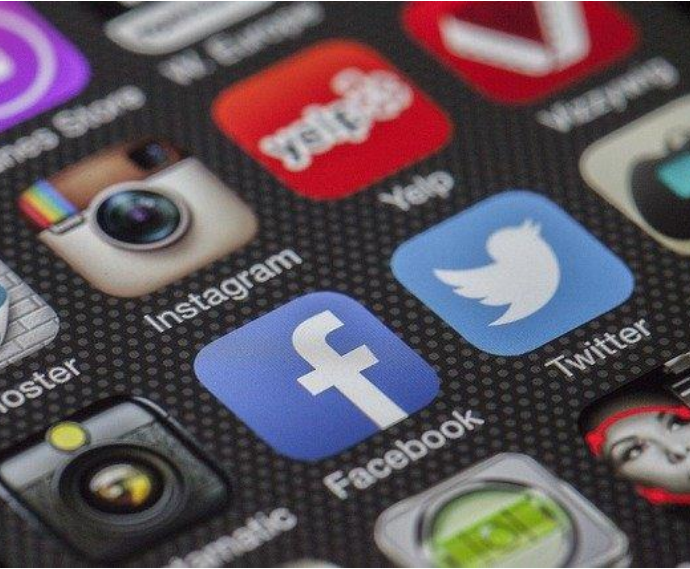 Concienciar en ciberseguridad: publicar en redes sociales